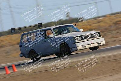 media/Oct-02-2022-24 Hours of Lemons (Sun) [[cb81b089e1]]/915am (I-5)/